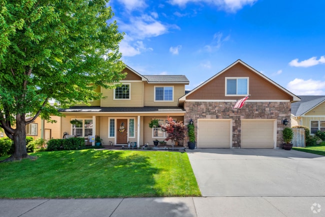 Building Photo - 8089 S Diego Way