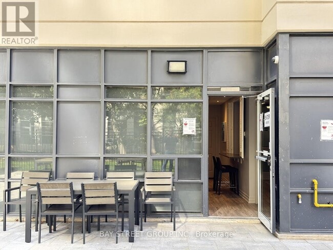 Building Photo - 151 Beecroft Rd