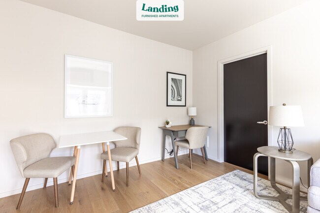 Foto del edificio - 2112 NW Quimby St