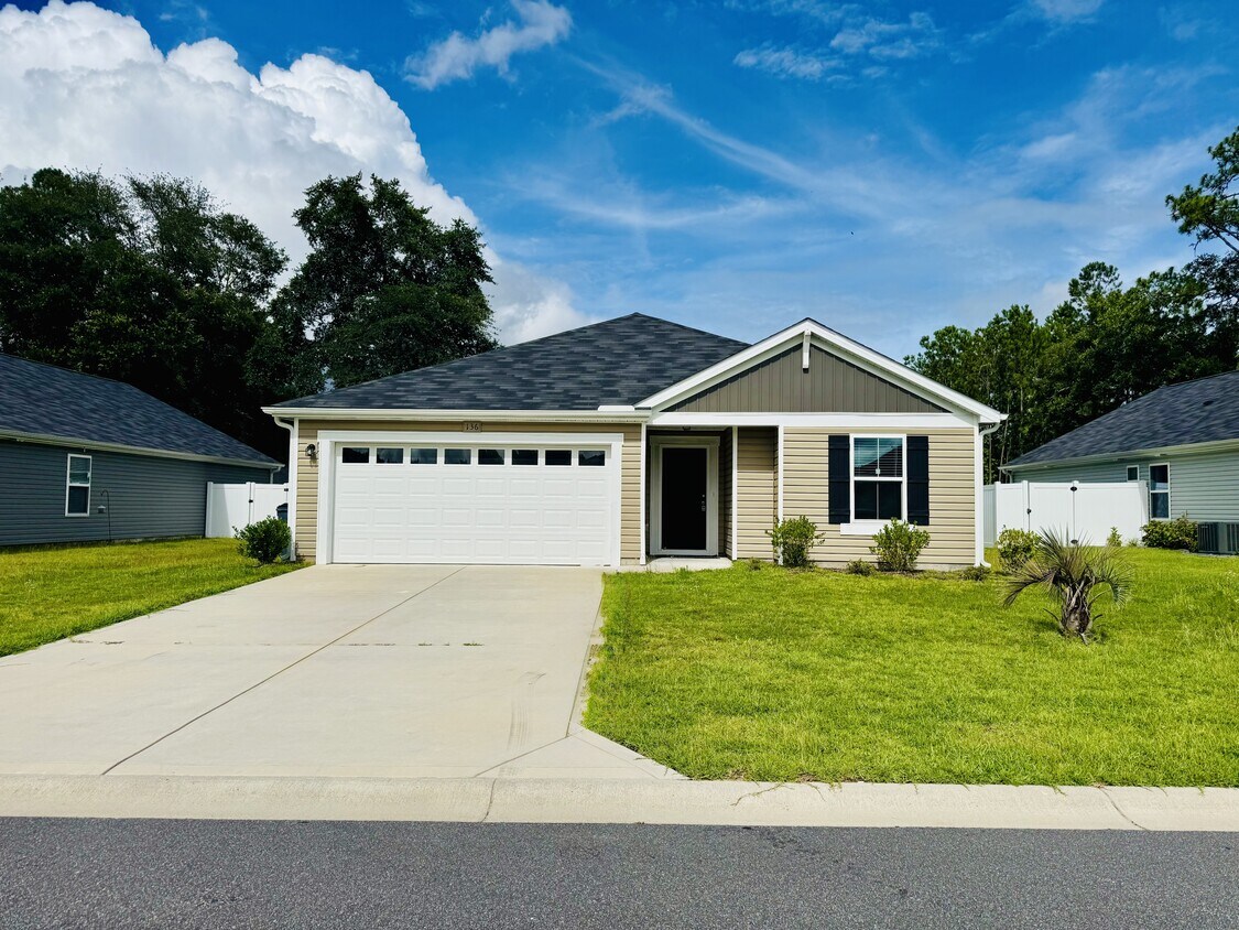 Foto principal - 136 Foxford Dr