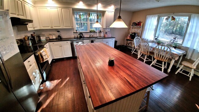 Cocina - 742 Storrs Rd