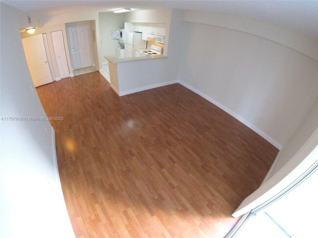 Foto del edificio - 5085 NW 7th St