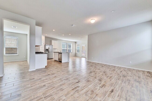 Building Photo - 2800 Joe Dimaggio Blvd