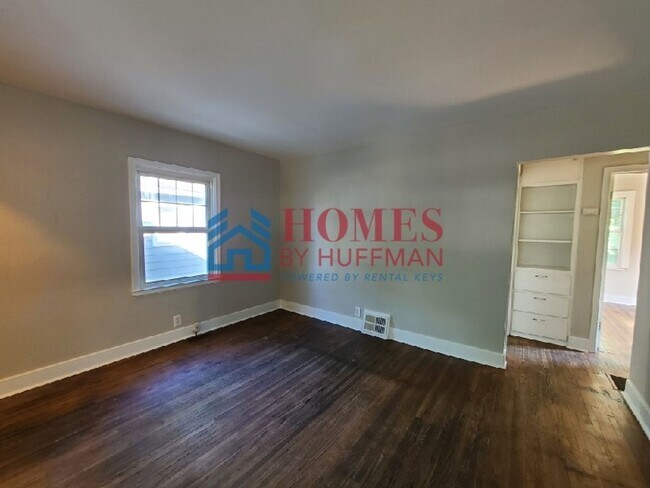 Foto del edificio - Two Bedroom House | 50% Off First Month