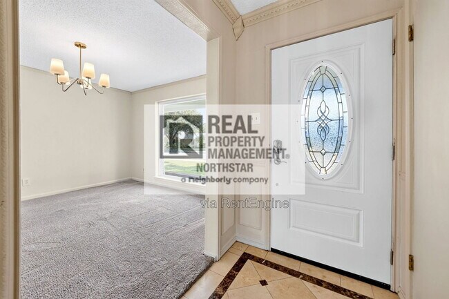 Foto del edificio - 902 Arrowhead Dr