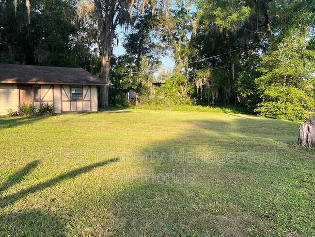 Foto del edificio - 5620 SE 109th St