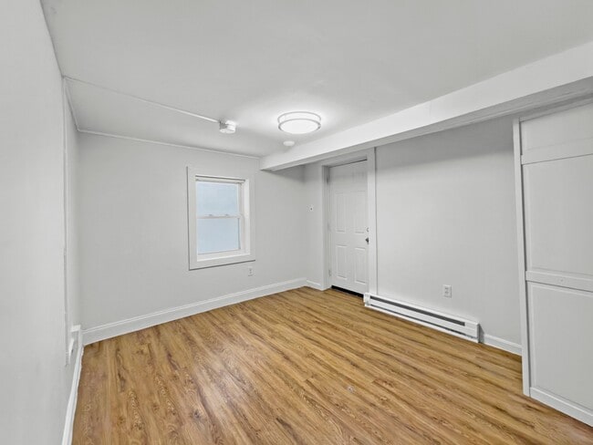 Building Photo - 375-379 Haverhill St