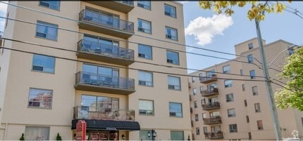 Building Photo - South Grand Apartments