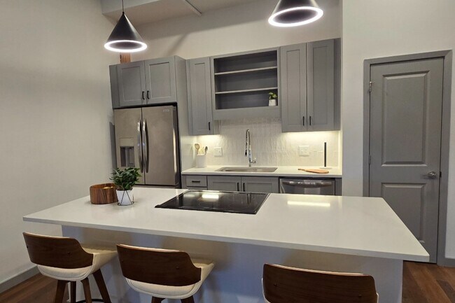 Unit 404 - Textile Lofts