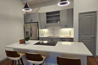 Unit 404 - Textile Lofts