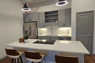 Unit 404 - Textile Lofts