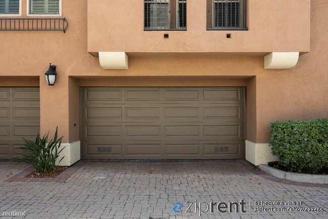 Building Photo - 2 br, 2 bath Townhome - 2768 Piantino Circ...
