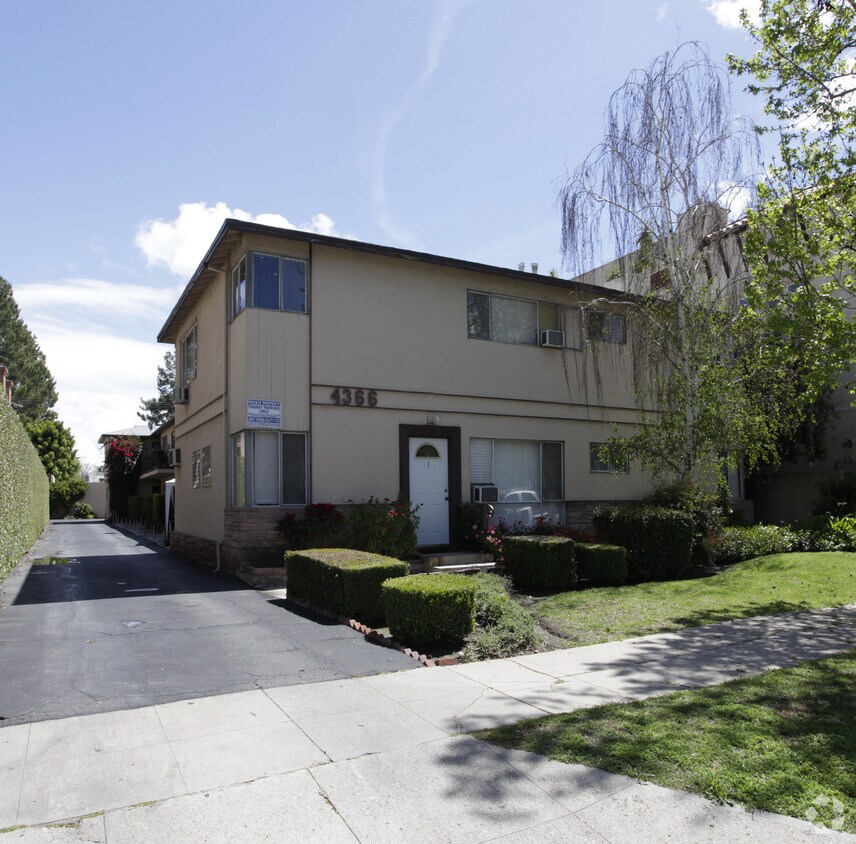 Building Photo - 4366 Ventura Canyon Blvd
