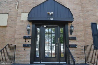 Building Photo - 400 Richey Ave