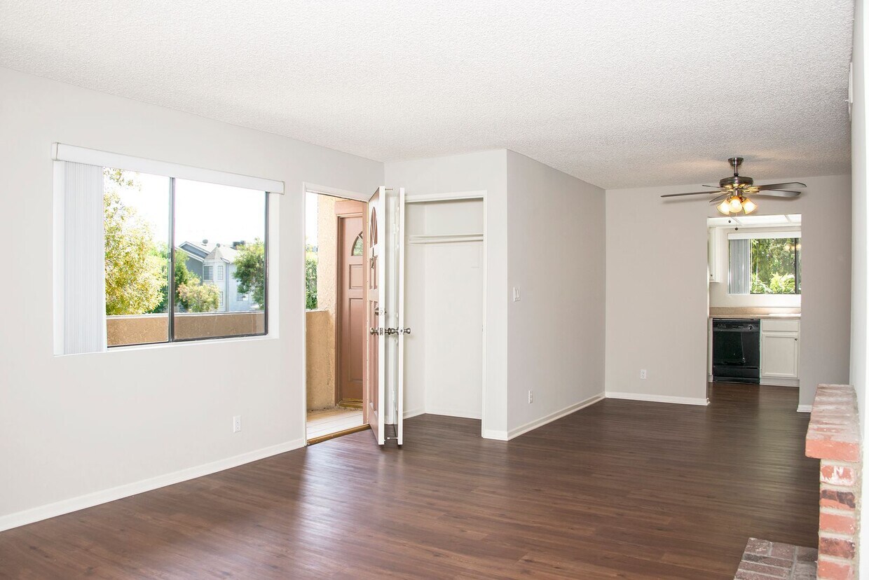 1501 W Victory Blvd, Burbank, CA 91506 Apartments in Burbank, CA