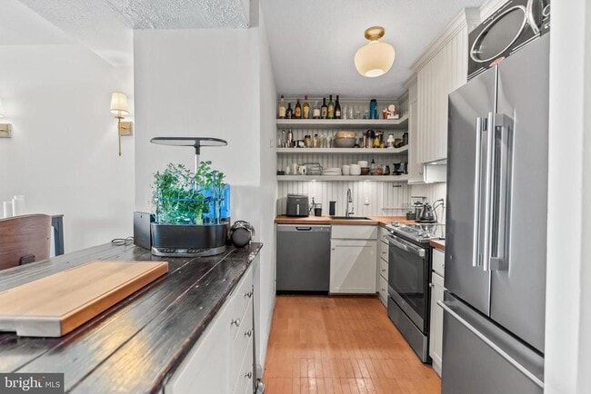 Foto del edificio - 1301 Delaware Ave SW