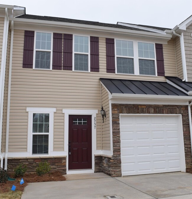 Photo - 2757 Silverthorn Dr Townhome