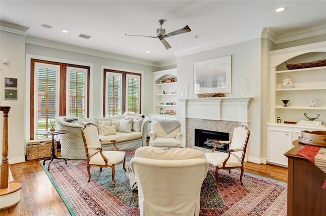 Foto del edificio - 8430 N Hilshire Park Dr