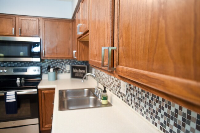 Cocina - 523 Kimberlite St