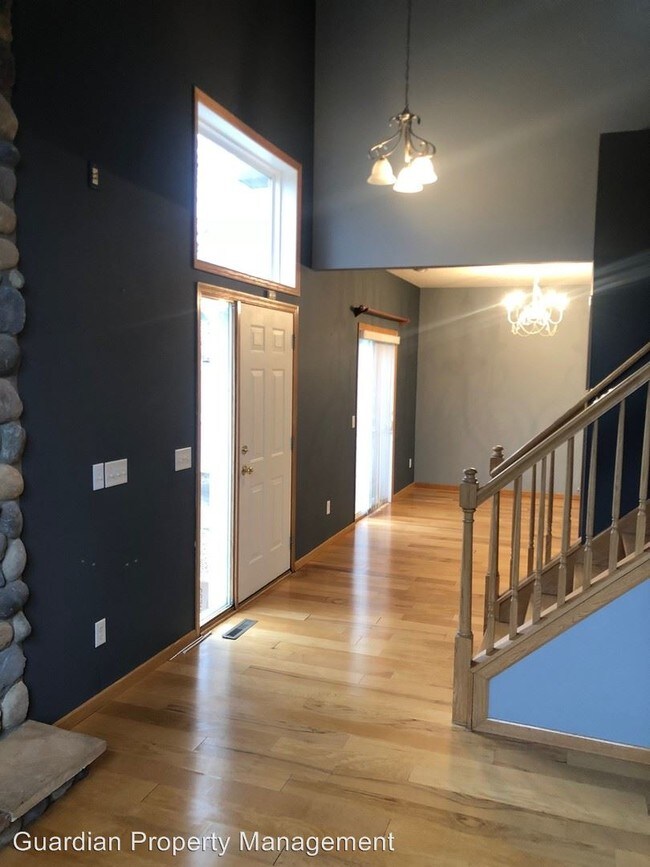 Foto del edificio - 2 br, 2.5 bath House - 6904 Meadow Grass Lane