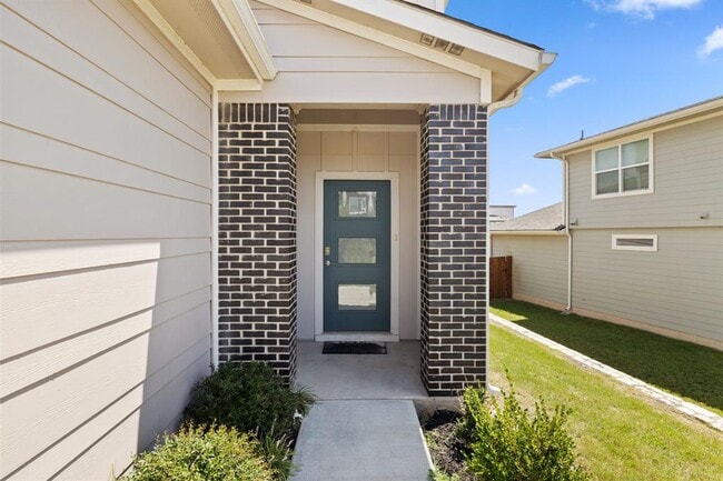 Building Photo - 7713 Jacobean WY