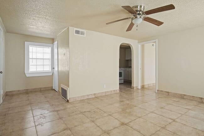 Photo - Pine Lake #13 Apartment