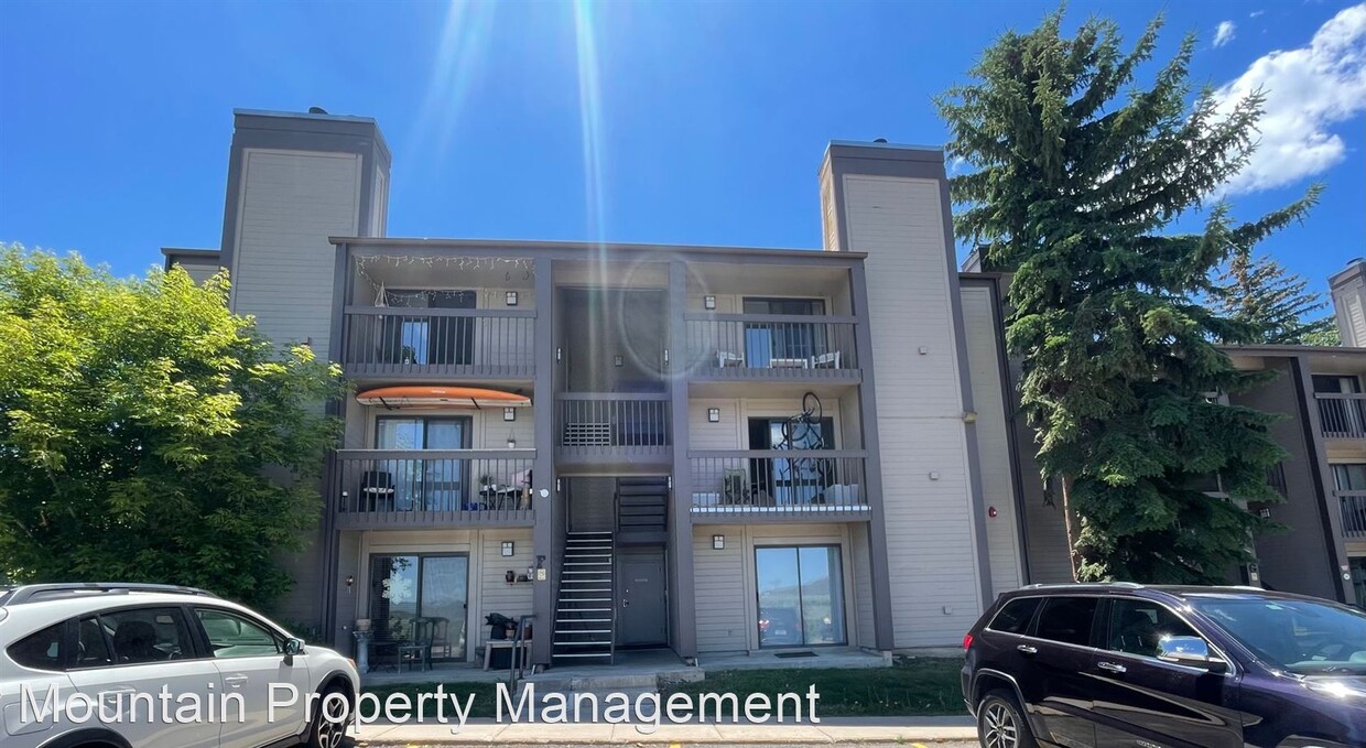 Foto principal - 2 br, 2 bath House - 1660 Upper Ironhorse ...