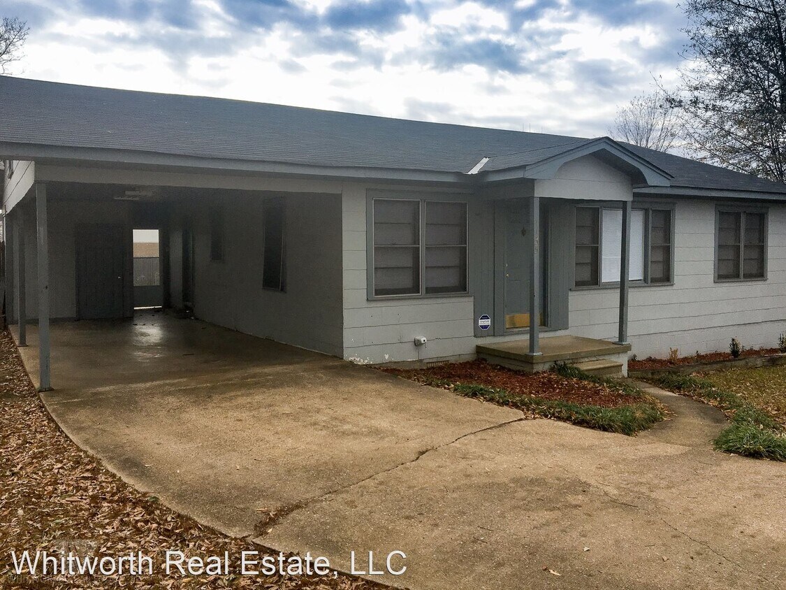 Primary Photo - 3 br, 2 bath House - 1135 14th Place East
