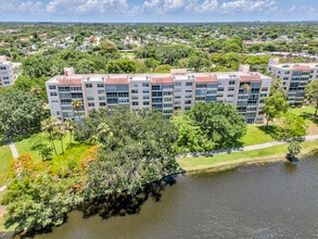 Building Photo - 14623 Bonaire Blvd