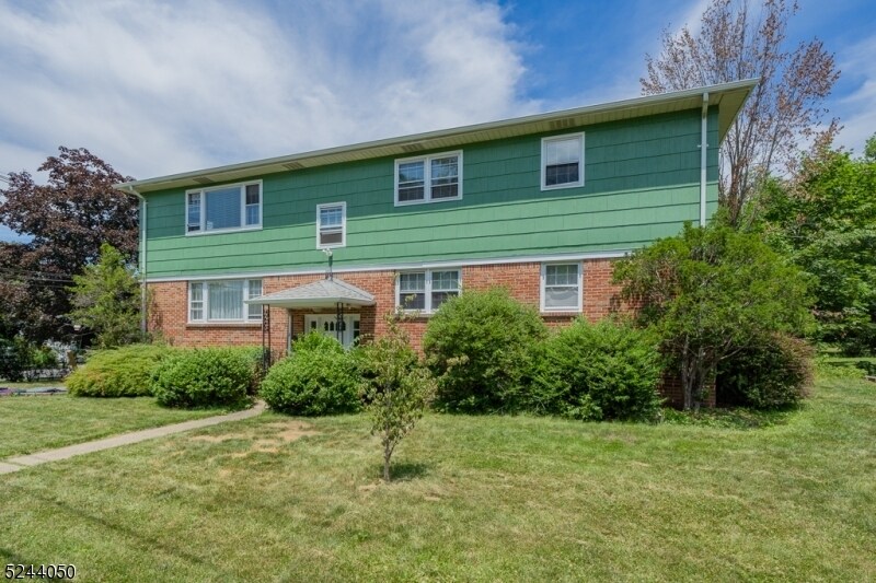3 Diane Ct Unit Second floor, New Providence, NJ 07974 Apartments in