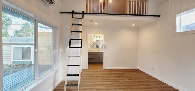 Foto del edificio - 5621 N 44th St