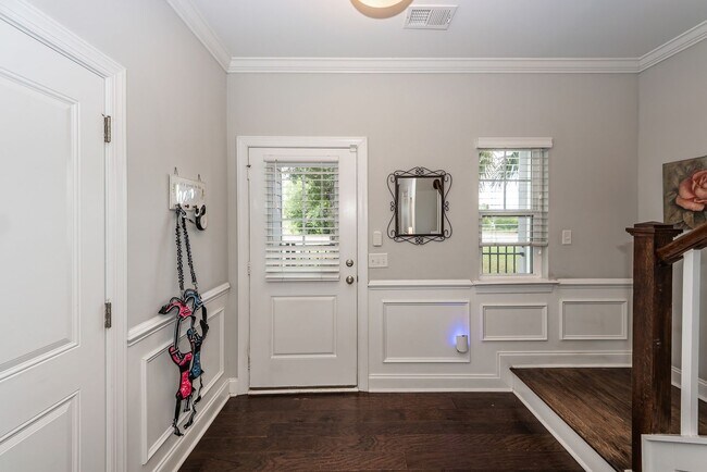 Foto del edificio - 3 Bedroom 2.5 Bath Single Family Home in F...