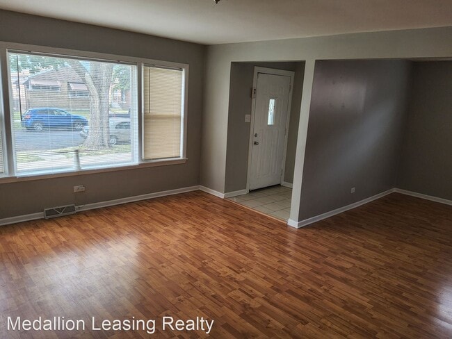 Foto del edificio - 4 br, 2 bath House - 12611 S Stewart Ave