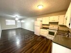 Primary Photo - 1005 W Walnut St