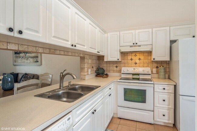 Foto del edificio - 1637 NE Nautical Pl