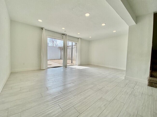 Building Photo - 1259 Blalock Rd