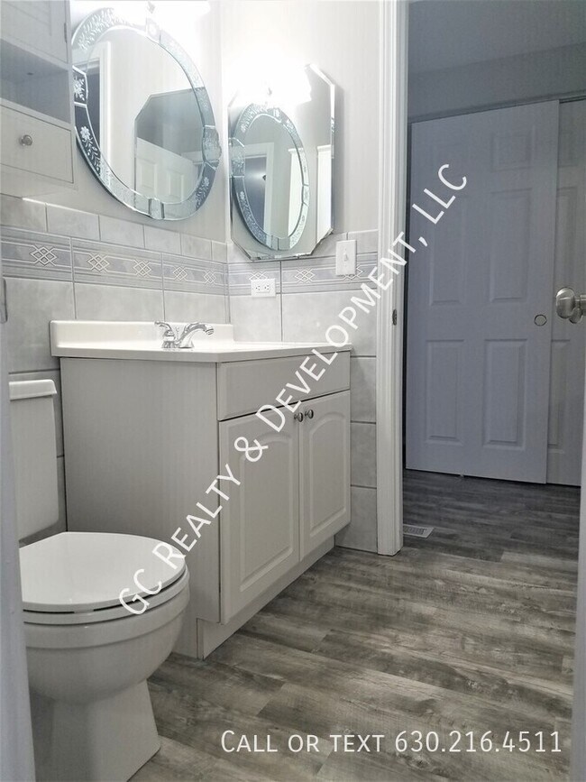 Foto del edificio - 1412 Georgetown Dr