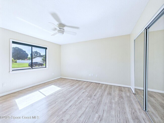 Foto del edificio - 1278 Fargo Dr