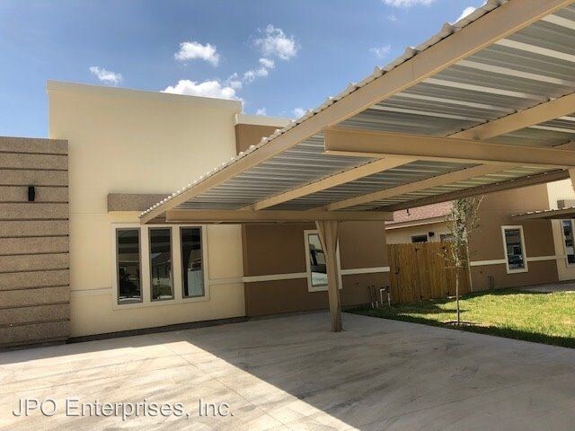 Foto del edificio - 2005 Garden Ridge Dr