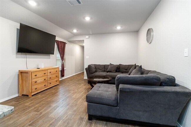 Foto del edificio - 2845 Wolfcreek