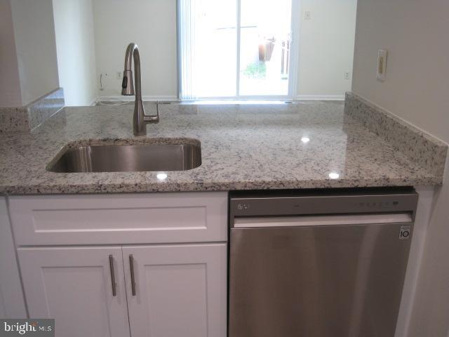 Building Photo - 1253 Valley Leaf Ct