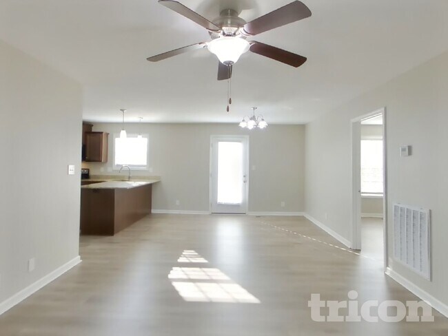 Foto del edificio - 504 Aurelia Lynn Dr