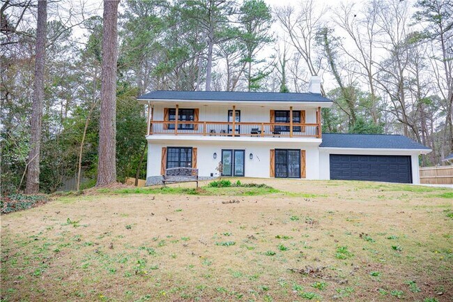 Building Photo - 1953 Lake Lucerne Dr SW
