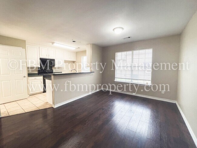 Building Photo - 2702 Boyd St