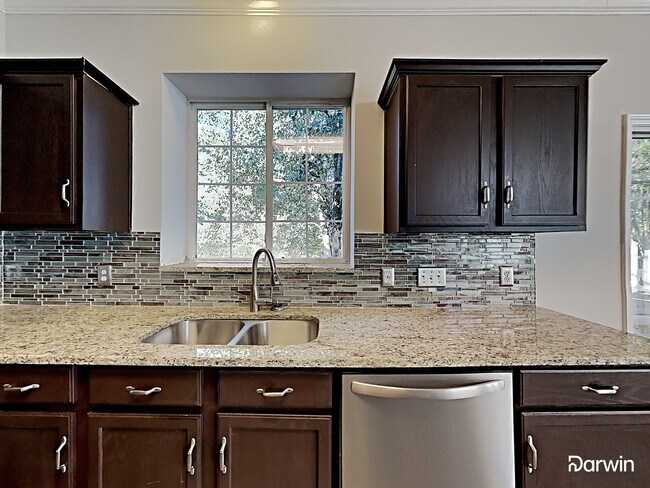 Foto del edificio - 1015 Clearbrook Road, Matthews, NC 28105