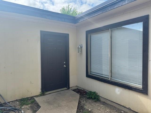 Foto del edificio - 6750 Trail Lake Dr