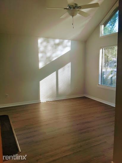 Building Photo - 335 Spoonbill Ln