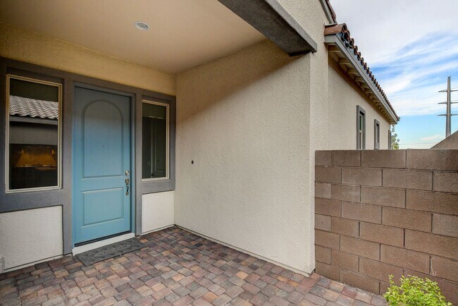 Building Photo - AWESOME SUMMERLIN WEST SINGLE STORY HOME IN GATED COMMUNITY!