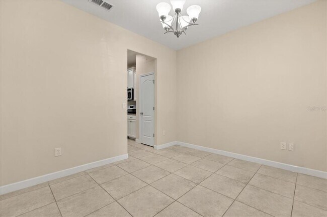 Foto del edificio - 5612 Laurel Cherry Ave