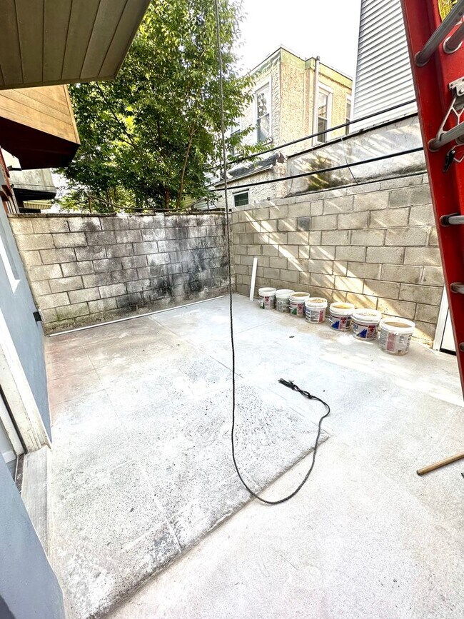 Foto del edificio - 1721 Mifflin St